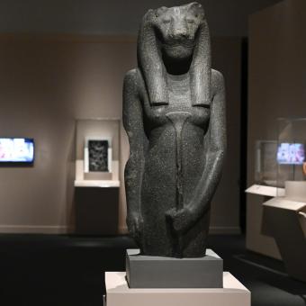 Exposición «Veneradas y temidas. El poder femenino en el arte y las creencias» en CaixaForum Barcelona.