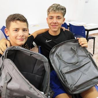 A més del material, CaixaProinfància ofereix també suport socioeducatiu.