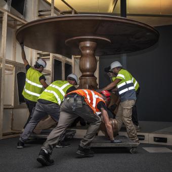 Installation of one of the rooms of the exhibition «The worlds of Alice. Dreaming of Wonderland» at CaixaForum Barcelona.