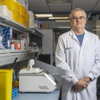 Antoni Matilla, investigador del Instituto de Investigación Germans Trias i Pujol (IGTP) y cofundador de la empresa Biointaxis.