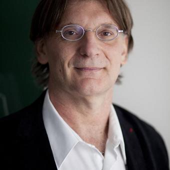 Doctor en matemàtiques i premiat diverses vegades pel seu treball, Pierre-Louis ens parlarà de l'important paper que tindran les matemàtiques en el nostre futur.