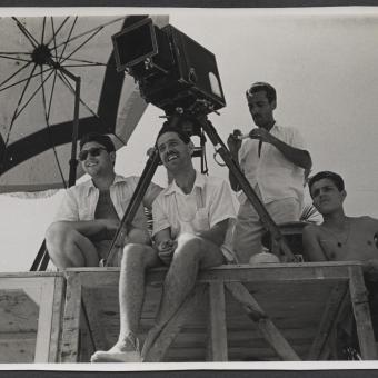 Luis García-Berlanga en el rodaje de «Novio a la vista».