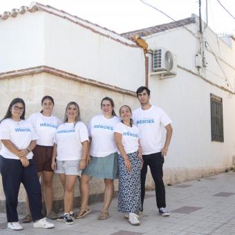 Los hijos de la familia Serrano, Teresa, Miriam, Marta, Irene, Miguel Ángel, Karol, Isabela y Alfonso.