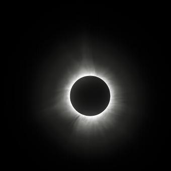 Eclipse solar total.