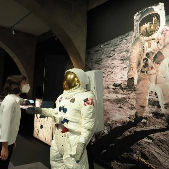 La Fundació ”la Caixa” obrirà el dilluns dia 1 de juny les portes de l'exposició Apollo 11. L’arribada de l’home a la Lluna al centre cultural CaixaForum Girona.