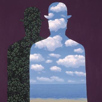 Exposición La máquina Magritte. René Magritte. La alta sociedad, 1965 o 1966. Óleo sobre lienzo, 81 x 65 cm© Cortesía de Fundación Telefónica. Cortesía Ludion Publishers. © VEGAP 2021.