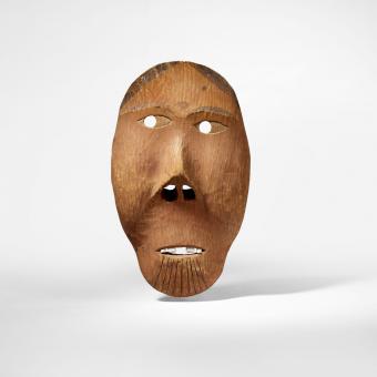 Mask representing a woman’s head  Alaska, United States. Late 19th–early 20th century. Musée du quai Branly- Jacques Chirac, Paris Gift of Albert Schneider. © Musée du quai Branly - Jacques Chirac.