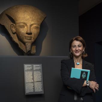 La directora de CaixaForum Palma, Margarita Pérez-Villegas, en la inauguración de la exposición Faraón. Rey de Egipto.