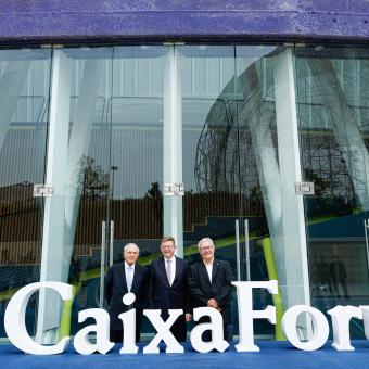 From left to right: Isidro Fainé, president of ”la Caixa” Foundation, Ximo Puig, president of the Government of Valencia, and Joan Ribó, mayor of the city. © Máximo Garcia. ”la Caixa” Foundation.