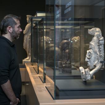 A través de 149 obras, la exposición pone en diálogo por primera vez los fondos del British Museum con la colección de la Fundación ”la Caixa”.