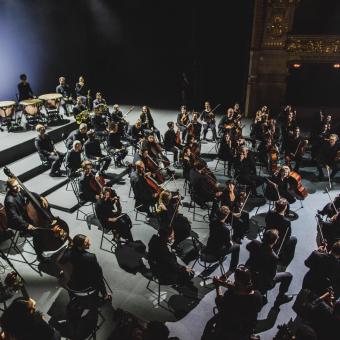 Symphony iniciará una gira que recorrerá un centenar de ciudades de España y Portugal durante diez años.