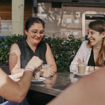 Ana ha rehecho su vida, pero su pasado no fue nada fácil. 