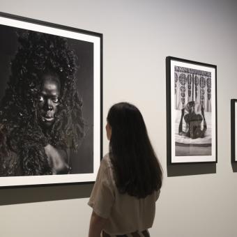 La exposición Veneradas y temidas. El poder femenino en el arte y las creencias estará en CaixaForum Sevilla hasta el 27 de octubre.