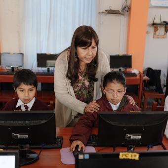 Cornejo explica que sus alumnos han podido desarrollar el trabajo colaborativo, su pensamiento creativo, su autonomía y la idea de ciudadanía digital.