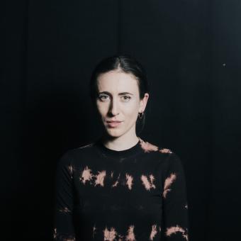 Retrat de Clara Aguilar, artista sonora.