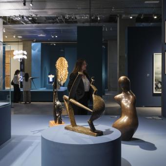 Una de las salas de la exposición «Arte y naturaleza. Un siglo de biomorfismo».