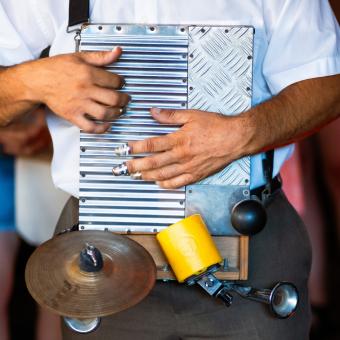 Vista de un washboard en las Noches de verano de CaixaForum Madrid