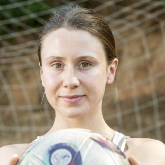 Viktoriia Blinova, a refugee from Afghanistan and player for the Ramassà Sports Association.