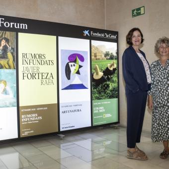 La directora del Área de Exposiciones, Colección y CaixaForum+ de la Fundación ”la Caixa”, Isabel Salgado, y la gestora de planificación y contenidos de CaixaForum Palma, Noemí Vallespir.