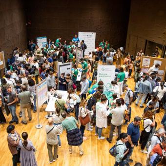 Un momento de la actividad Feria de la investigación en CaixaForum Madrid.