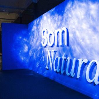 Entrada de l'experiència immersiva Som Natura a CaixaForum Barcelona.