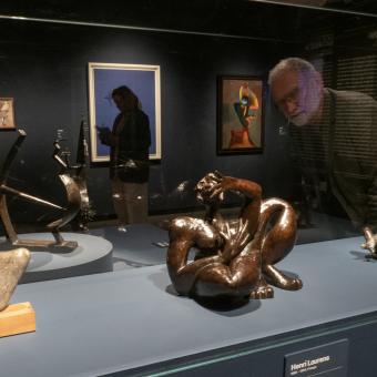 Algunes de les obres de l'exposició presents a CaixaForum Palma.