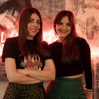 Begoña Gómez y Noelía Ramírez, creadoras del podcast Amiga date cuenta.