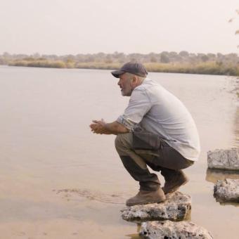 Imagen del documental «El último refugio de los elefantes», conducido por el periodista Xavier Aldekoa.