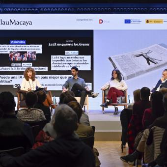 D'esquerra a dreta: Olivia Blanchard, Carles Planas Bou, Marta Peirano i Pablo Sanguinetti.