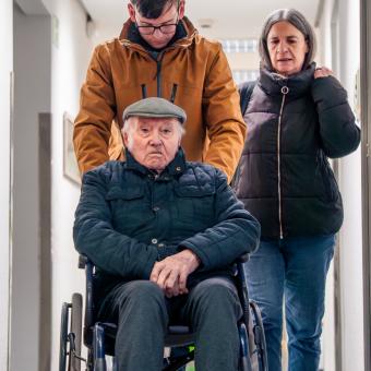 Yolanda Susan con Daniel García y Luciano. 