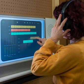 La exposición permite crear tu propio paisaje sonoro.