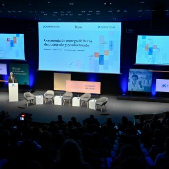 Entrega de diplomas de las becas de doctorado y postdoctorado de la Fundación ”la Caixa”. Convocatoria 2024.