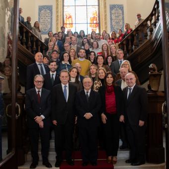Foto de familia en el acto de presentación del balance anual de la labor social que hace la Fundación ”la Caixa” en Ceuta.