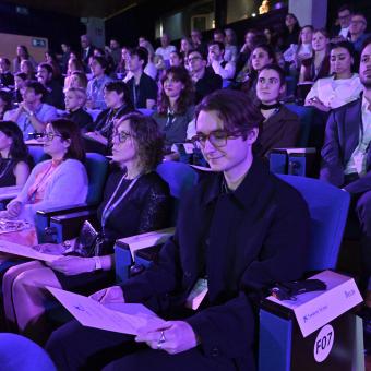 Imagen del acto de entrega de becas de doctorado y posdoctorado de la Fundación ”la Caixa” en el Museo de la Ciencia CosmoCaixa. 