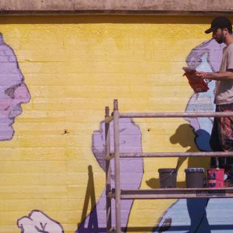 Aryz treballant en la seva obra.