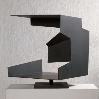 "Caixa buida" de Jorge Oteiza. Col·lecció d'Art Contemporani de la Fundació ”la Caixa”.