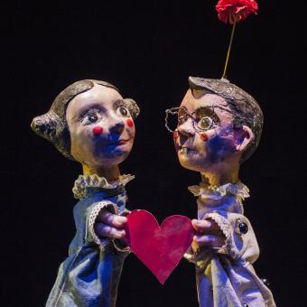 Imagen del espectáculo "Estación paraíso" de la compañía de teatro La Maquiné.