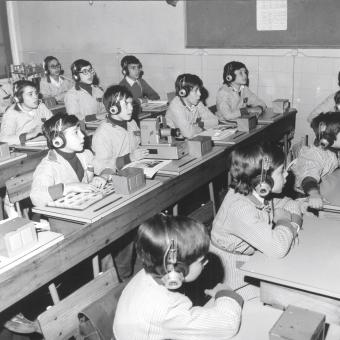 Classes per a nens sord-muts a l'Institut Educatiu de Sordmuts i de Cecs. 1973.