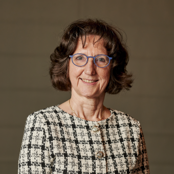 Conny Aerts, astrosismóloga, directora del Instituto de Astronomía de la Universidad KU Leuven, y directora de la Cátedra del grupo de Astrosismología en la Universidad de Radboud.