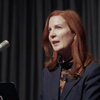 Kate Crawford a En pausa: Lectures per pensar el present.