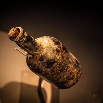 Uno de los objetos presentes en la exposición «Naufragios. Arqueología sumergida» en CaixaForum Zaragoza. 