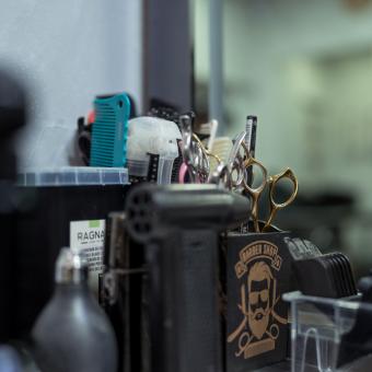Algunos de los materiales de la barbería The Clipper Club. 