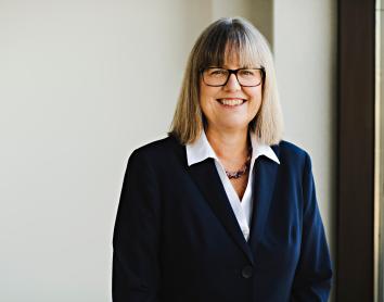 Retrato de Donna Strickland, premio Nobel en Física 2018