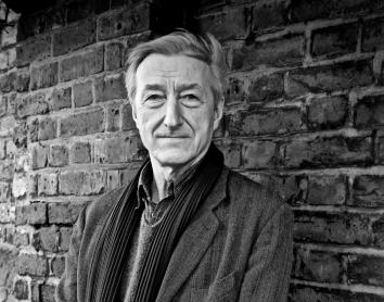 CaixaForum Barcelona: Diálogo con Julian Barnes y Lucía Lijtmaer