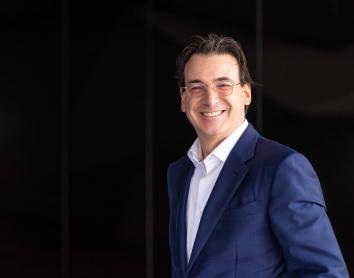 Luis Sentis: «En robótica, la persona debe estar siempre en el centro»