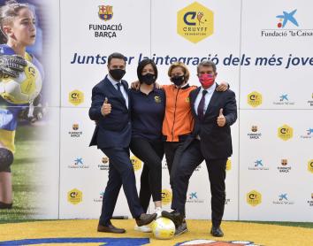 La Fundació Cruyff, la Fundació ”la Caixa” i la Fundació Barça inauguren el Cruyff Court Vilanova del Camí