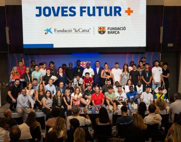 80 jóvenes extutelados consiguen trabajo con la primera edición del proyecto JOVES FUTUR +