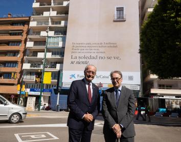 La Fundación ”la Caixa” y el Ayuntamiento de Málaga impulsan una acción para visibilizar la soledad de las personas mayores