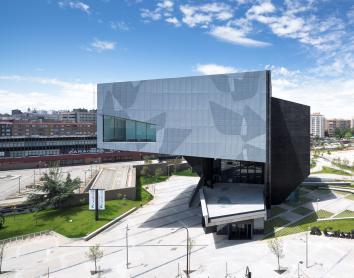 CaixaForum Zaragoza cumple 10 años con más de 2,3 millones de visitantes