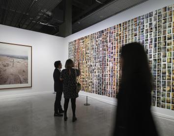 CaixaForum Sevilla se funde con el paisaje más contemporáneo en una exposición